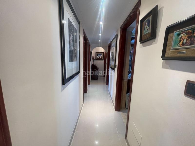 Foto 75eb2de9-5bd3-4190-8fa3-72154c007d30. Piso amplio piso en el Centro en Centro Torre del Mar