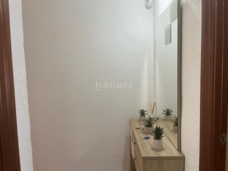 Foto 39368fff-3aae-400f-91fc-c120a803bdec. Pis a Paseo Marítimo de Levante Torre del Mar