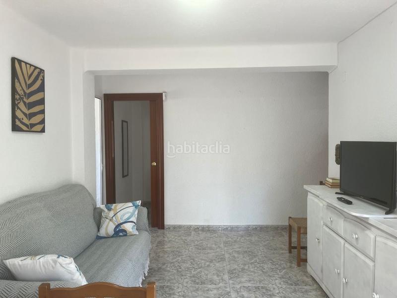 Foto 6b6940cc-b5fe-4604-9714-8ba3ccc77193. Pis a Paseo Marítimo de Levante Torre del Mar