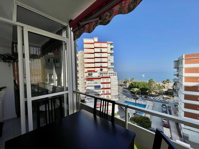 Foto 9e4f3e4d-a13f-4d50-a9e6-1fed5bd69d96. Piso  en segunda línea de playa con vistas al mar. en Torre del Mar