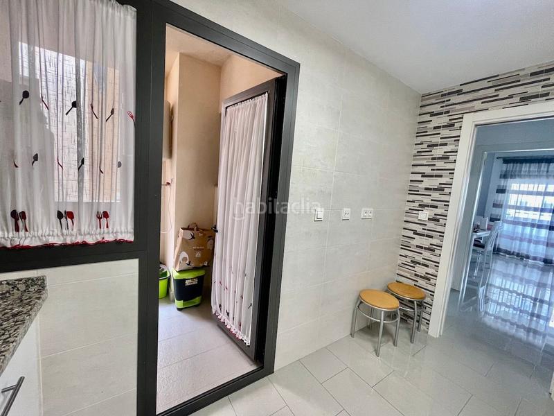 Foto 4c2baafd-daed-4e33-a9ec-07ebe6216b42. Appartamento con piscina in Poniente-Faro Torre del Mar