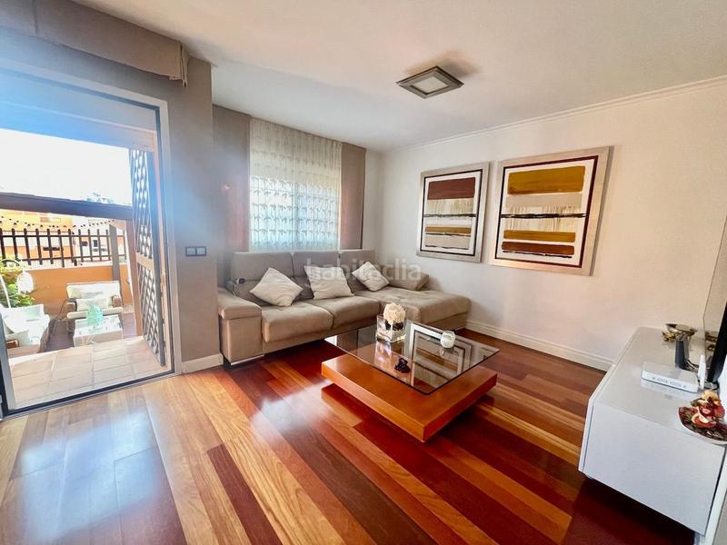 Foto d4d90f27-b9b3-4c25-9239-a4b54beb5381. Casa con piscina in Lo Cea Rincón de la Victoria