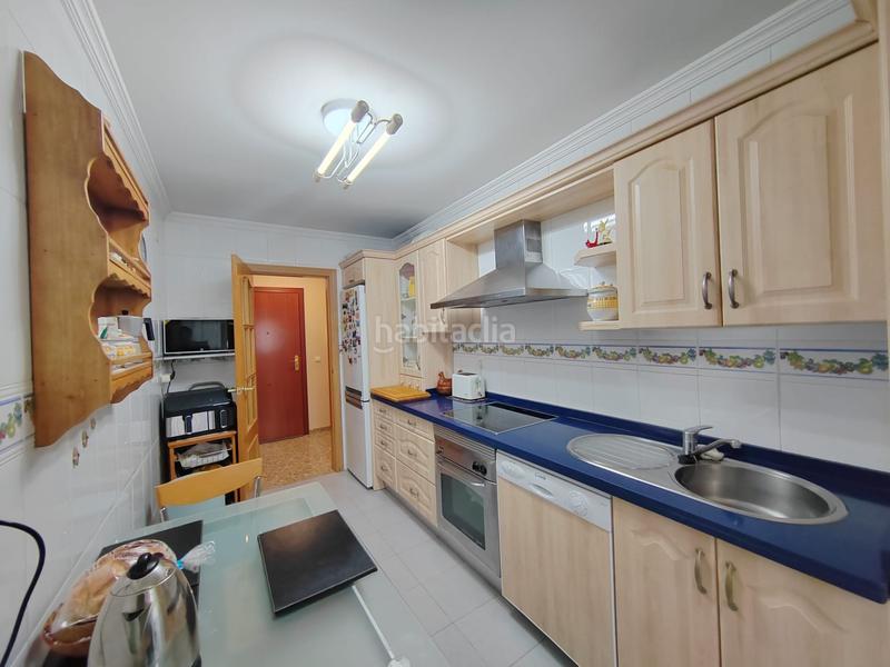 Foto 4fa80bf3-4966-48a4-8cf9-757e265be5e0. Piso  en urbanización privada en Viña Málaga Torre del Mar