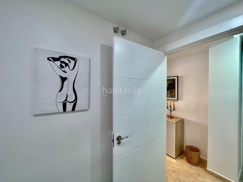 Foto c9cc845b-5d40-4faa-851f-13a22dd0d6a8. Appartamento con piscina in Poniente-Faro Torre del Mar