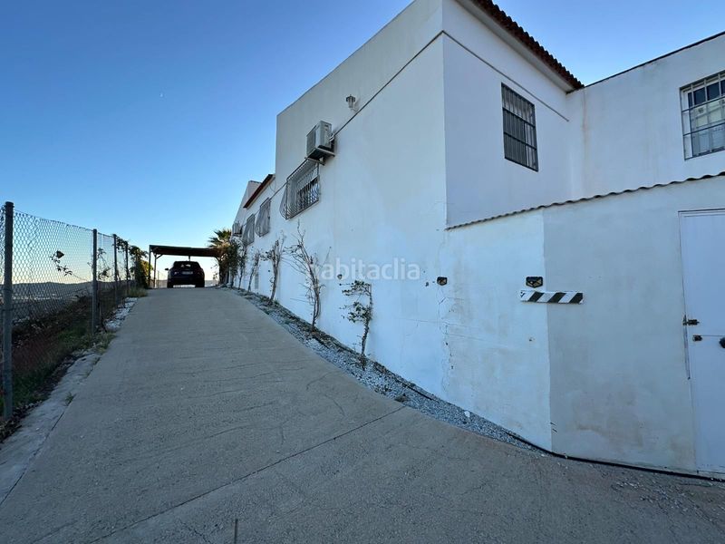 Foto 2edd3697-00d6-4b6c-98b6-5f13f28e4f8f. Masía en Norte - Barrio del Pilar - El Reñidero Vélez - Málaga