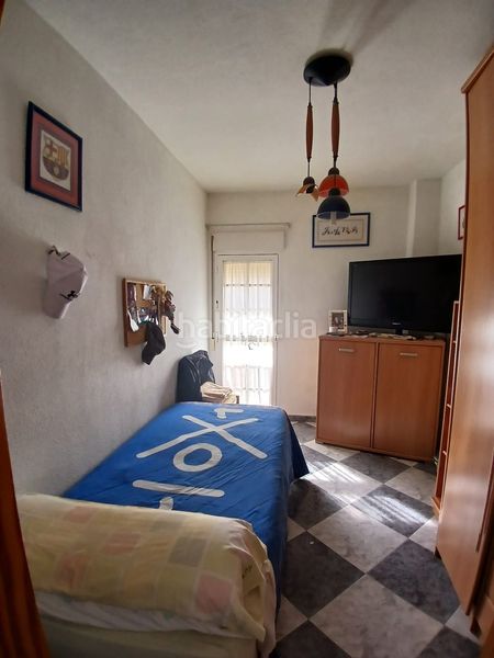 Foto bd09f58d-972a-47d9-8894-5491543f0db5. Pis amb calefacció piscina a Paseo Marítimo de Levante Torre del Mar