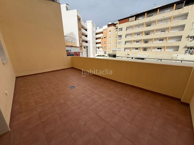 Foto 7e14b912-37fd-4157-ac77-b44b4873108a. Piso fantástico piso en residencial privado en Camino Viejo de Málaga Vélez - Málaga