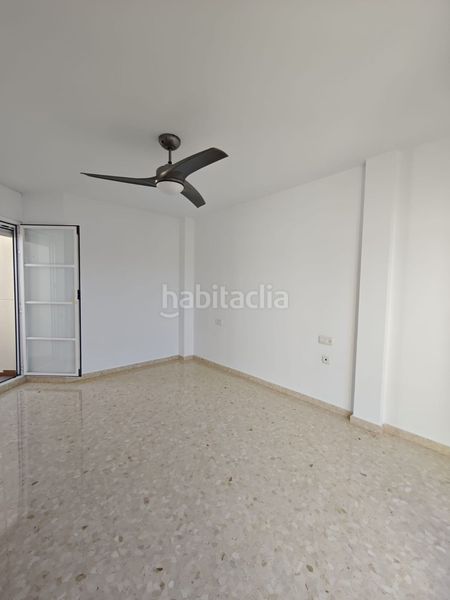 Foto a166fb38-0d1b-4c63-a0b2-7a164eac9d9a. Dúplex a Poniente-Faro Torre del Mar