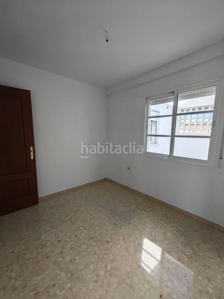 Foto dade20e9-b802-4825-bc2c-f27cbc0b6664. Dúplex a Poniente-Faro Torre del Mar