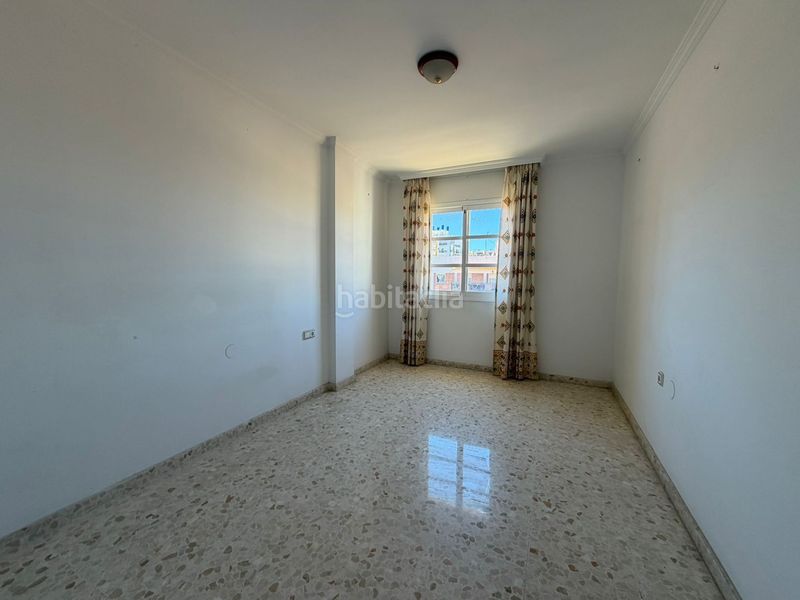 Foto 0ba9e086-56ca-4908-a907-cffd6518be66. Pis a Poniente-Faro Torre del Mar