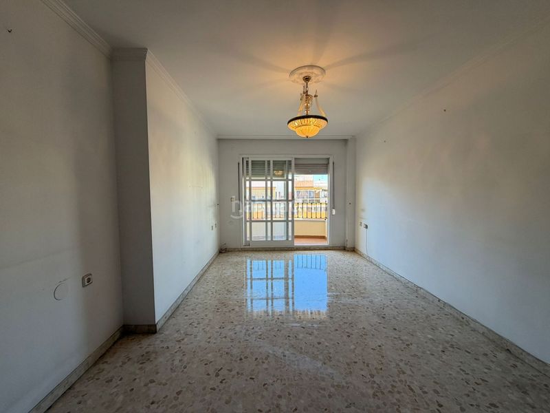 Foto 3b96bd18-67db-4a7f-a8c6-b7ef2042b7d5. Pis a Poniente-Faro Torre del Mar