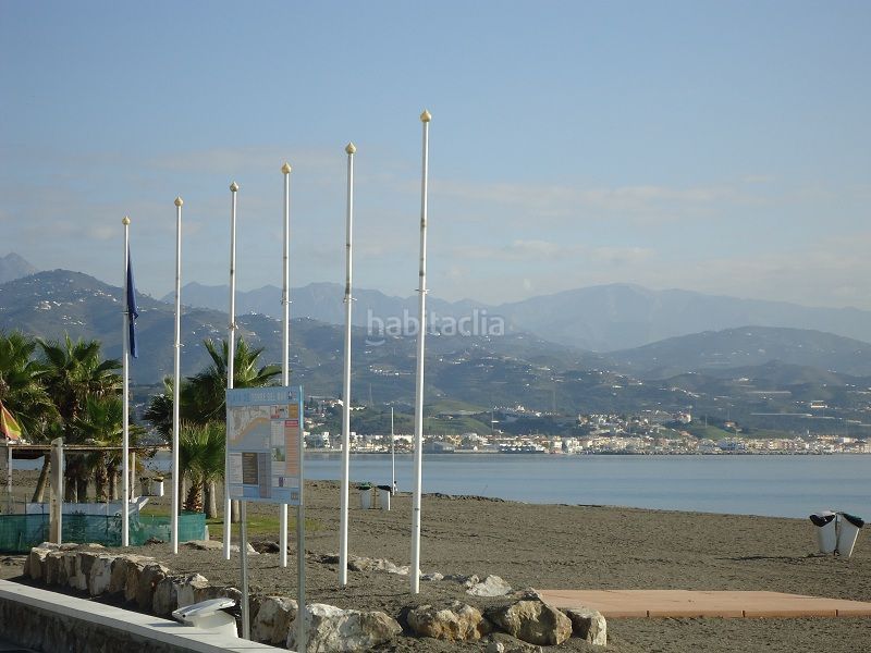 Foto 7c1ef4b8-77f4-42ec-aa28-11ffc14559d3. Pis a Poniente-Faro Torre del Mar