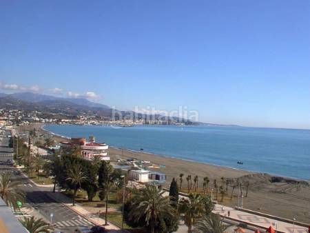 Foto c2a91edb-f0a1-4c49-a080-225058dc99fd. Pis a Poniente-Faro Torre del Mar