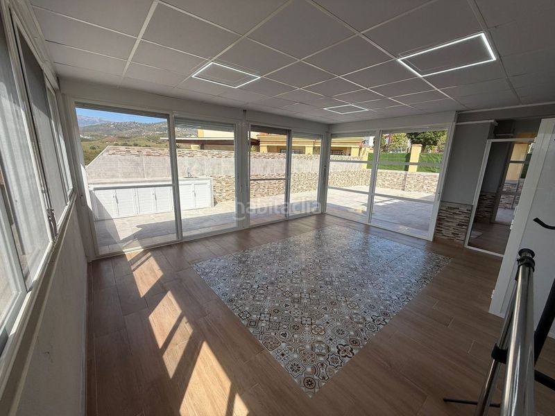 Foto 6d5f5c14-650b-43c3-a8ad-905f82c72563. Àtic amb calefacció piscina a Caleta de Velez