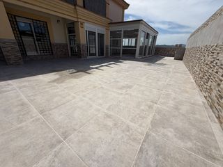 Attique à Caleta de Velez. Ático en residencial privado