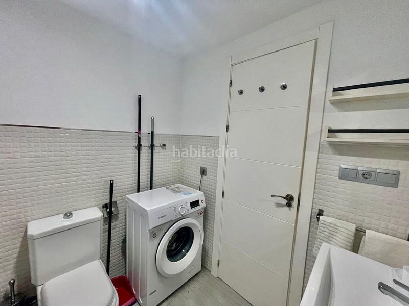 Foto 31ee8555-4f04-43e1-a09d-efb389b33b30. Estudi amb piscina a Centro Torre del Mar