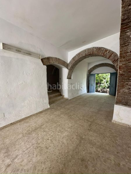 Foto a6a6bd7b-1f32-4531-85fb-645be51ec988. Casa adossada a Arenas