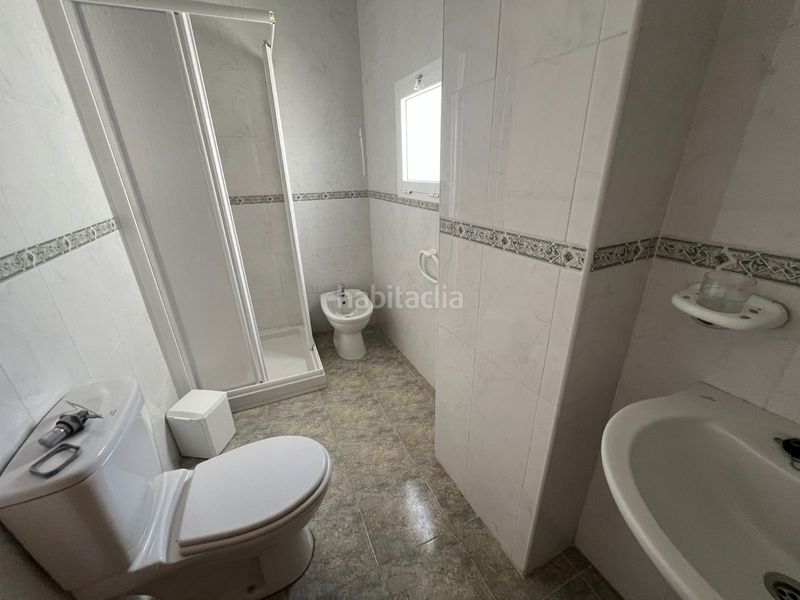 Foto c88f5073-64e8-4537-8a99-040ad0ae063b. Casa adossada a Arenas