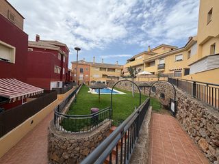Location Appartement à Caleta de Velez. Piso en residencial privado