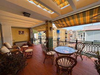 Miete Dachwohnung in Centro. Ático en pleno centro de torre del mar