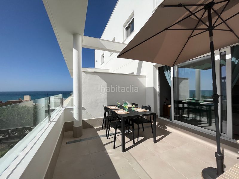 Foto 1c6c114d-9eb7-40cc-99f4-b9b9e0401661. Alquiler piso en calle yerbabuena 9 piso practicamente a estrenar en Algarrobo Costa