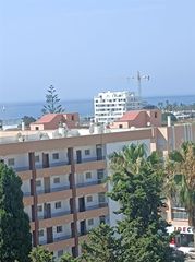 Studio à Avenida antonio toré toré 2. Estudio con vistas al mar