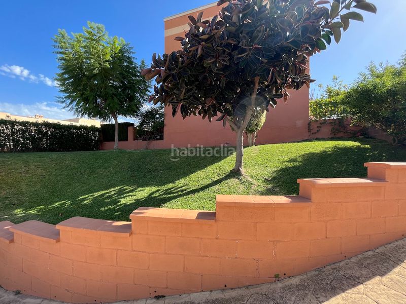 Foto 3b40df30-a103-4227-a7fa-ebf7704fcc7a. Reihenhaus in avenida amatista 17 in Almayate Bajo