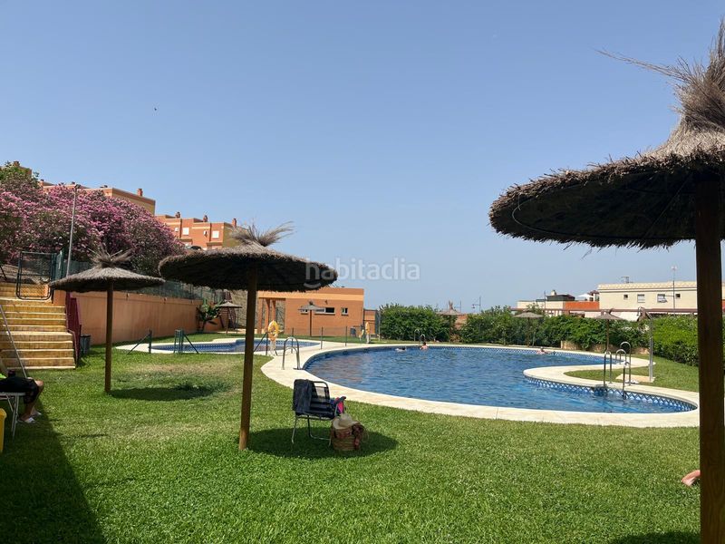 Foto a455b501-b479-4ea1-b7aa-0472ab3b3979. Reihenhaus in avenida amatista 17 in Almayate Bajo