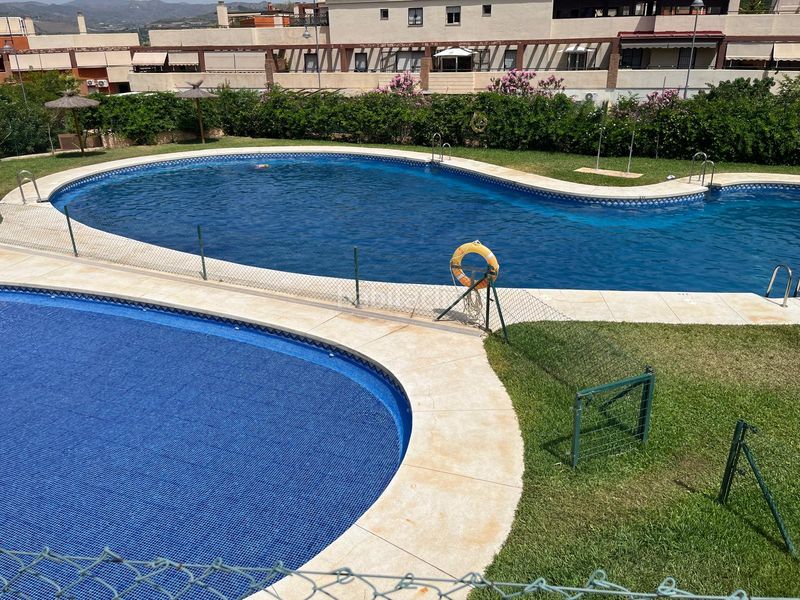 Foto d5d2d337-68e4-44ef-81a4-e2da36e00fb4. Reihenhaus in avenida amatista 17 in Almayate Bajo