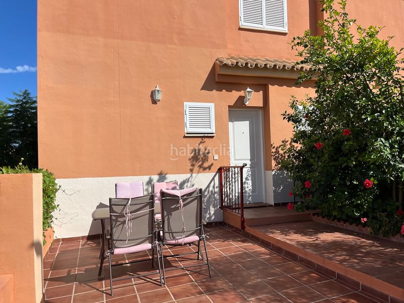 Foto f2311b2a-4c3b-46d5-a85a-11c848d7fabf. Reihenhaus in avenida amatista 17 in Almayate Bajo