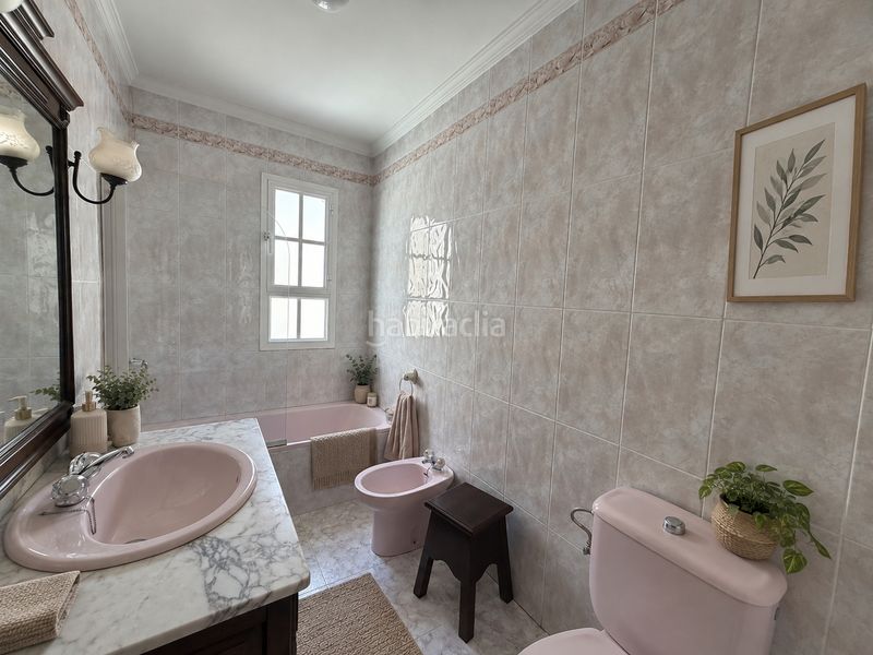 Foto ac5f15a9-b31d-4b50-b45c-a873eaf63fbc. Pis amb xemeneia calefacció a Centro Torre del Mar