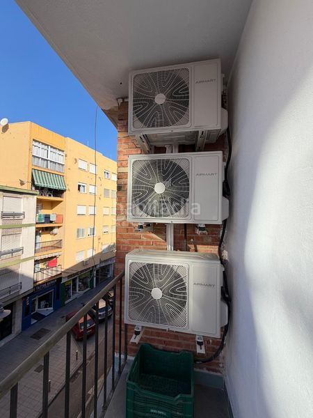 Foto 342455e3-39b2-43e5-b897-fc97611284b4. Etagenwohnung in Centro Torre del Mar