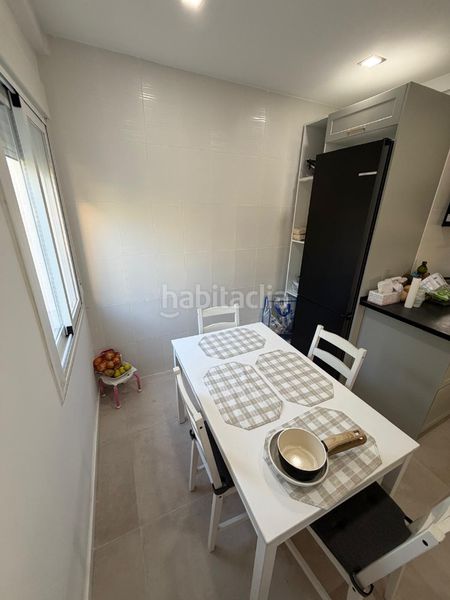 Foto db1705d0-1924-41ff-a3c1-71c5078d99c9. Pis a Centro Torre del Mar
