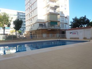 Appartement à Avenida antonio toré toré 18. Piso a 50 metros de la playa