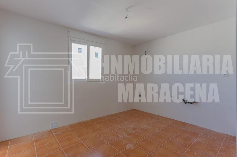 Foto 0dfae7bf-e0dc-47eb-8ad5-df85112f63ff. Maison jumelée avec parking dans Láchar