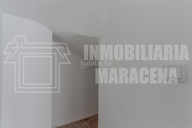 Foto 6afd7e2b-6c90-49cd-8c86-2bd2110ceb60. Maison jumelée avec parking dans Láchar