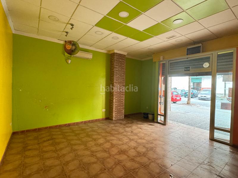 Foto 3d3d0782-265e-43d6-acee-b0aba5cdeb73. Location local commercial dans Joaquina Eguaras Granada