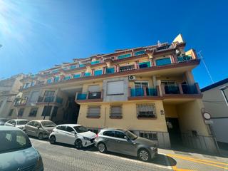 Aparcament cotxe a Calle generalife 35. Plaza de aparcamiento en maracena con trastero, en maracena