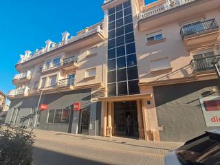 Aparcament cotxe a Calle caniche 6. Cochera en venta cerrada en maracena