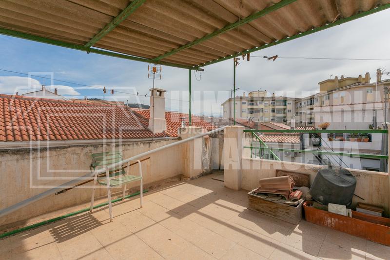 Foto 4a2f82cb-49ac-4b2b-a7c6-1561ca2f6adf. Casa adossada amb calefacció a San Francisco Javier Granada