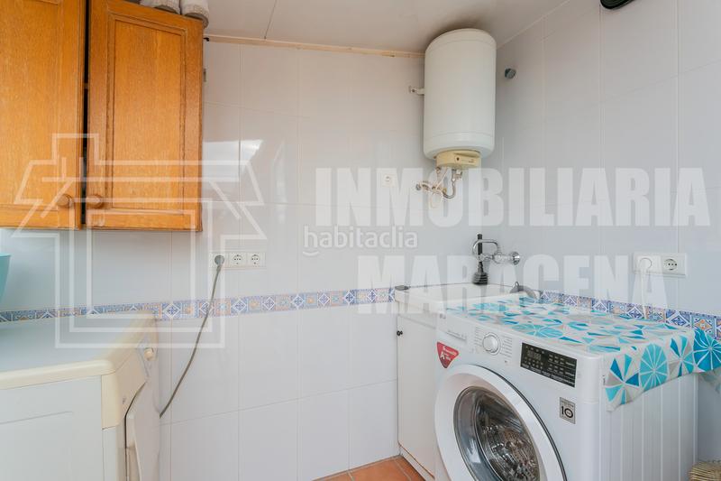 Foto 6d68c92d-2fbd-4df4-ba6b-0a823b7490d0. Ático en calle san cristóbal 1a atico , en venta en Maracena