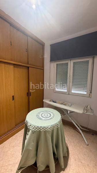 Foto 28729b0b-d73c-44ef-8719-6bef25e9e5b3. Location appartement dans calle agustina de aragón 23 dans Granada