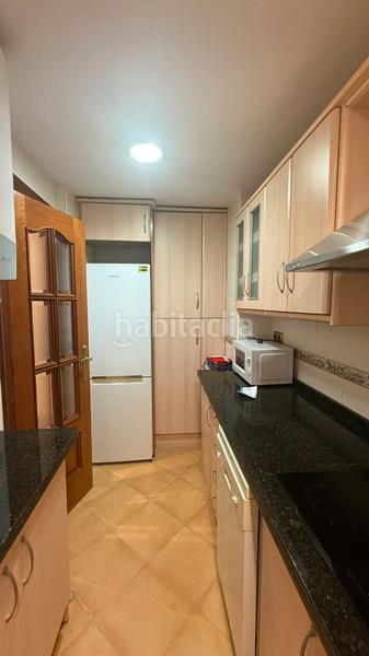 Foto 2ce9a9e8-3cb0-4cdb-b1c8-07726e72d5c2. Location appartement dans calle agustina de aragón 23 dans Granada