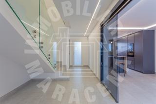 Maison jumelée à Maracena. Casa en maracena en venta