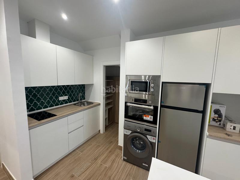 Foto fb1f02ec-9bf9-4d43-82d1-9ce9e4e46de1. Location appartement dans calle horno del hoyo 10 dans Granada