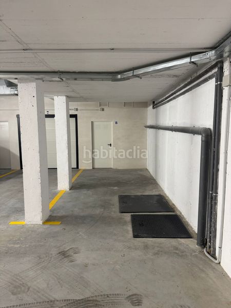 Foto e6c78c0d-f356-465a-9560-1e194f66dae3. Aparcament cotxe a Maracena