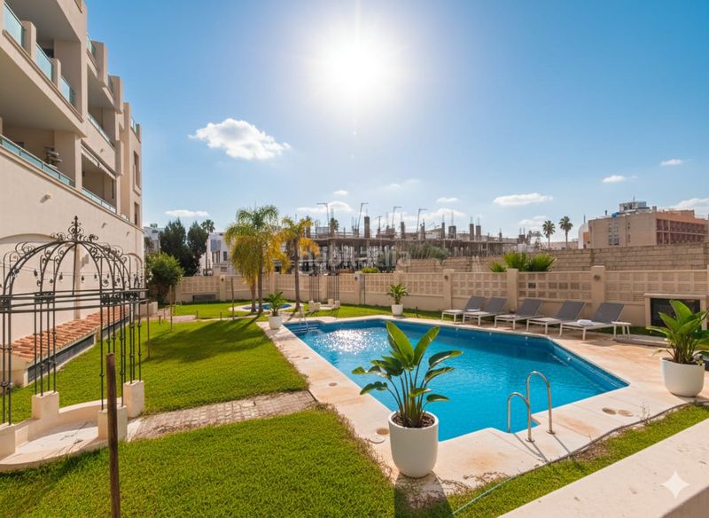 Foto a7d2f647-a21d-4b95-b3c6-89b0bb816e09. Estudi amb calefacció piscina a Playa de Granada Motril