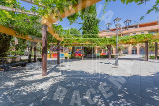 Apartament a Plaza clara campoamor 3b. Apartamento en maracena, en venta