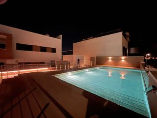 Location Studio  Calle pais de nunca jamas 22. Estudio profesional alquiler, en maracena