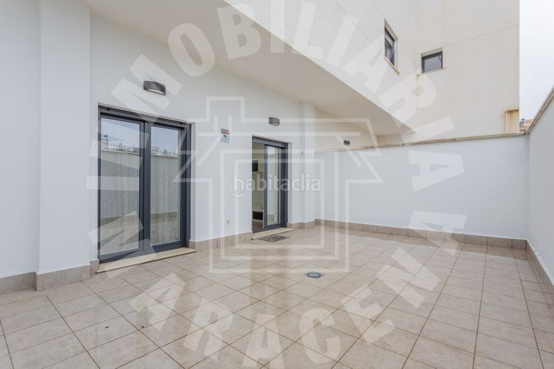 Foto 79e0e0c8-c6ef-4d20-9b4f-d334a61f2570. Estudio en calle pais de nunca jamas 8 estudio profesional en venta, en Maracena
